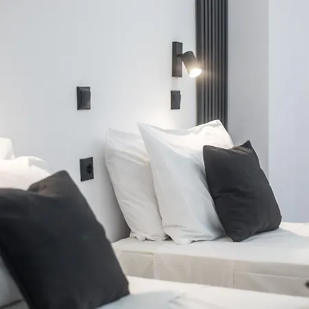 Vickys Rooms - Faliraki 3*