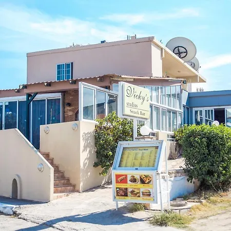 Vickys Lägenhetshotell 3*