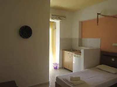 Aparthotel Vickys 3*