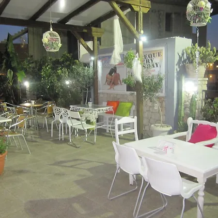 Апарт-готель Vickys Faliraki Rhodes City