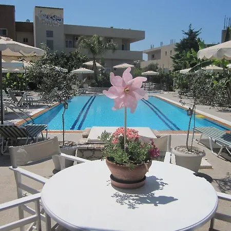Апарт-готель Vickys Faliraki Rhodes City